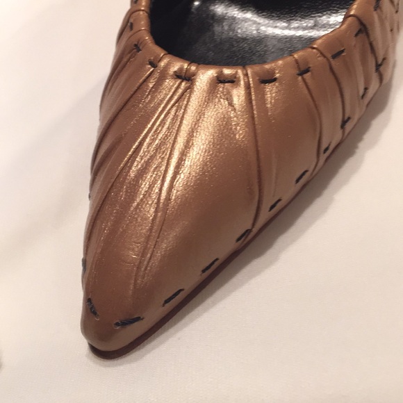 Manolo Blahnik designer heels - Picture 2 of 8